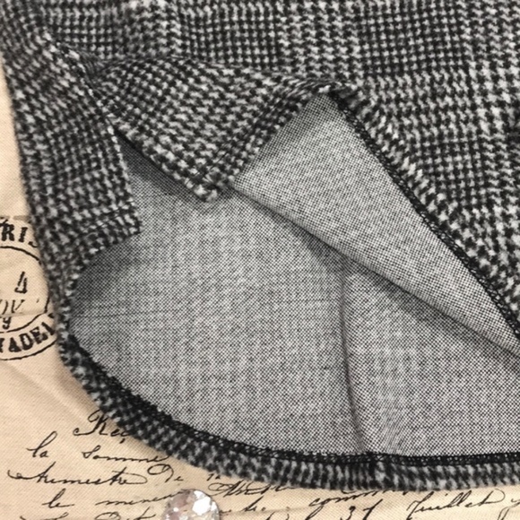 CG Sport Cozy Glen Plaid Print Thumbhole Sweater - Picture 3 of 6